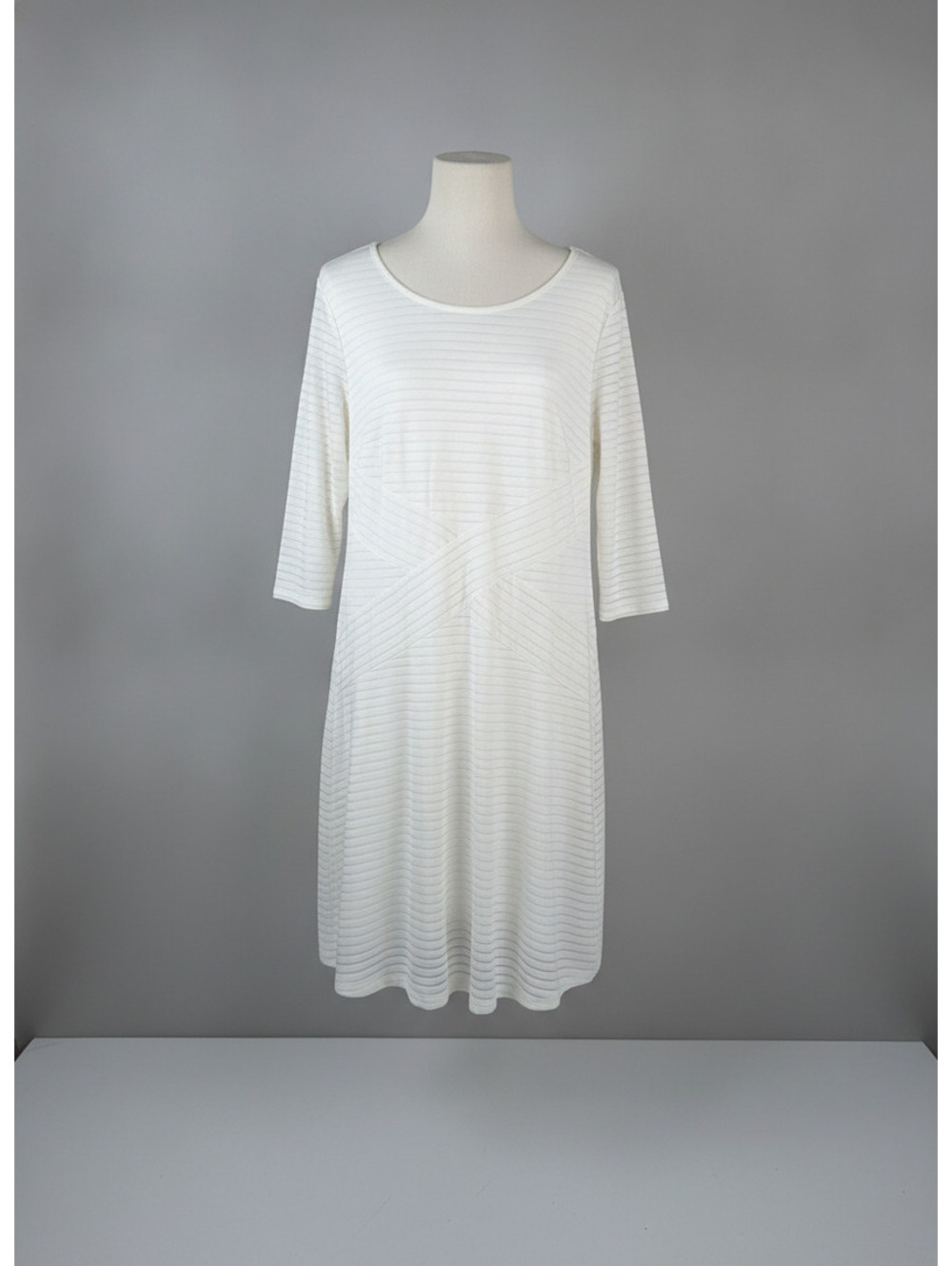 Cato Woman Lightweight White Striped Knit Dress Size 14/16W